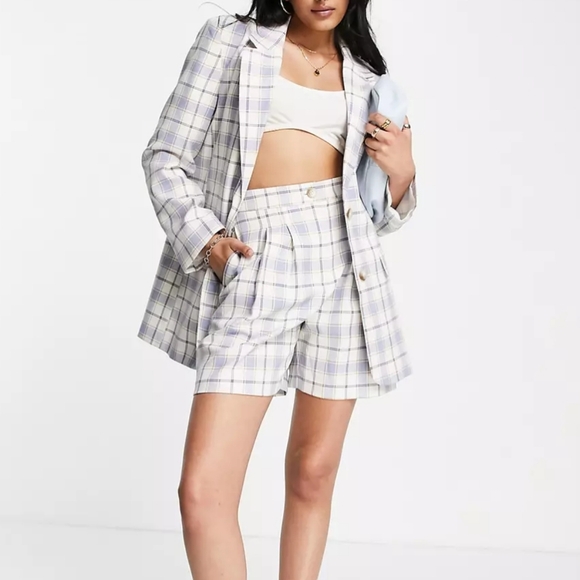 NWT ASOS | Plaid Mom Shorts 2/4 - Picture 2 of 4